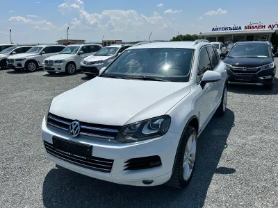 Volkswagen Touareg (KATO НОВА)