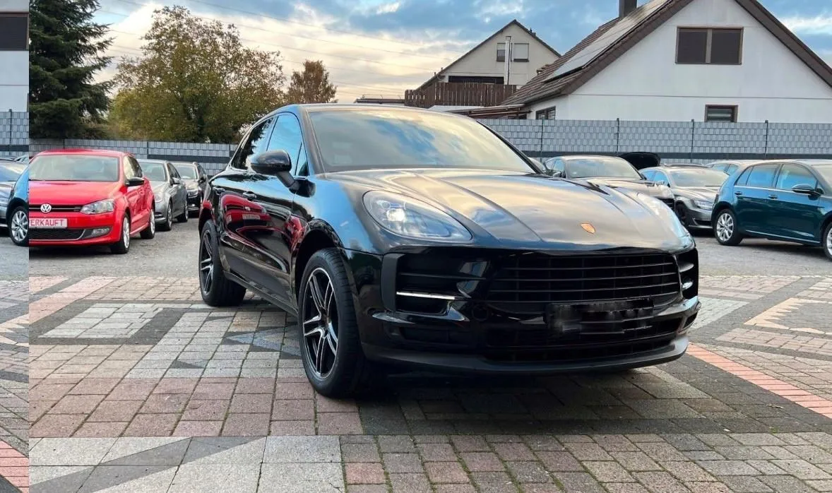 PORSCHE Macan 2.0 Image 4