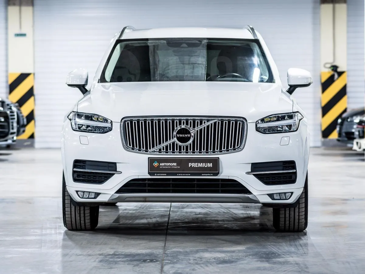 Volvo XC90 Image 6